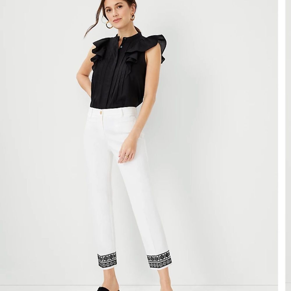 Ann Taylor White Embroidered Hem Crop Pants